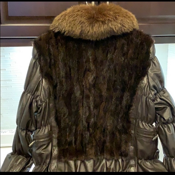 Cache Leather and Mink Coat - Picture 2 of 5